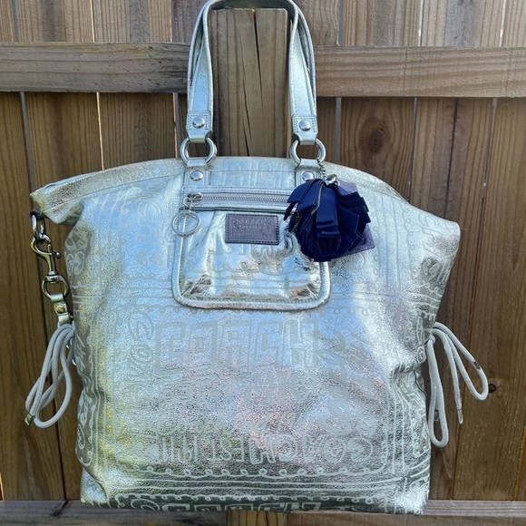 Coach Poppy Silver Spotlight Limited Edition Story Patch Leather Bag RARE 15899 - Picture 10 of 16